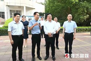 琼斯：现在我称若塔为幽灵，你认为他没参与到比赛中但他能进球